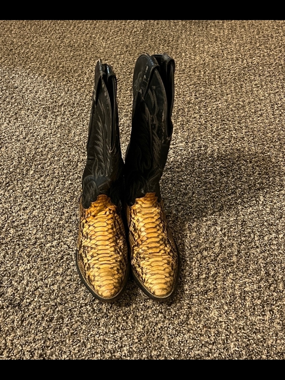 Laredo  Black Shaft with Python Skon  Cowboy Boots Size 11